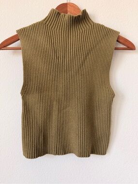 Sleeveless Ribbed Mock Neck Crop Top - Olive